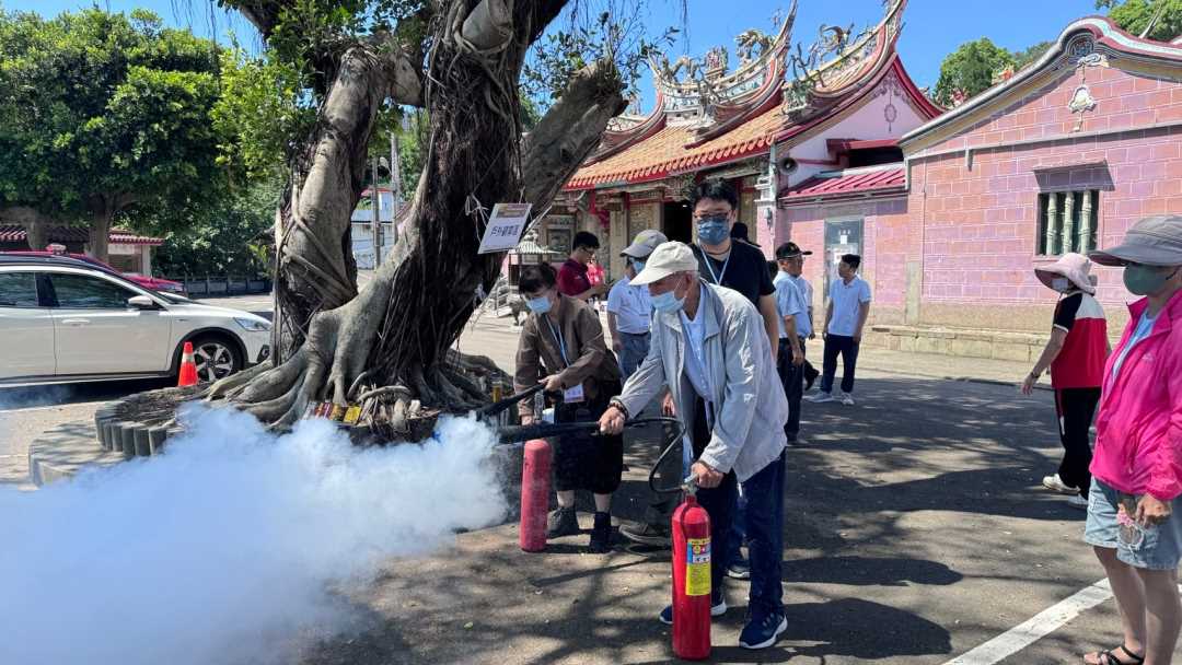 CO2滅火器操作